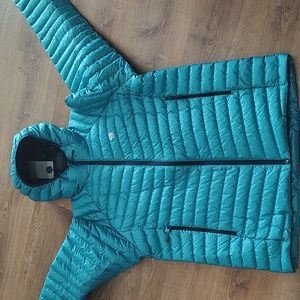 Mountain Hardwear men's Phantom XL winter jacket with hood